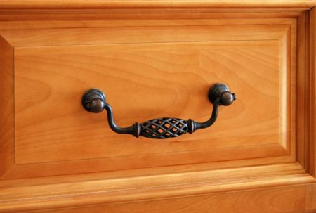 cabinet hardware