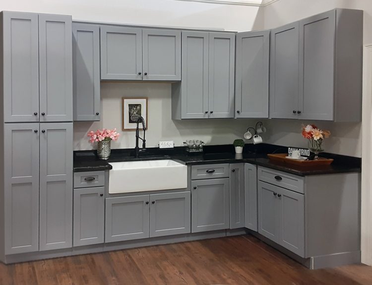 Pacific Gray kitchen cabinets